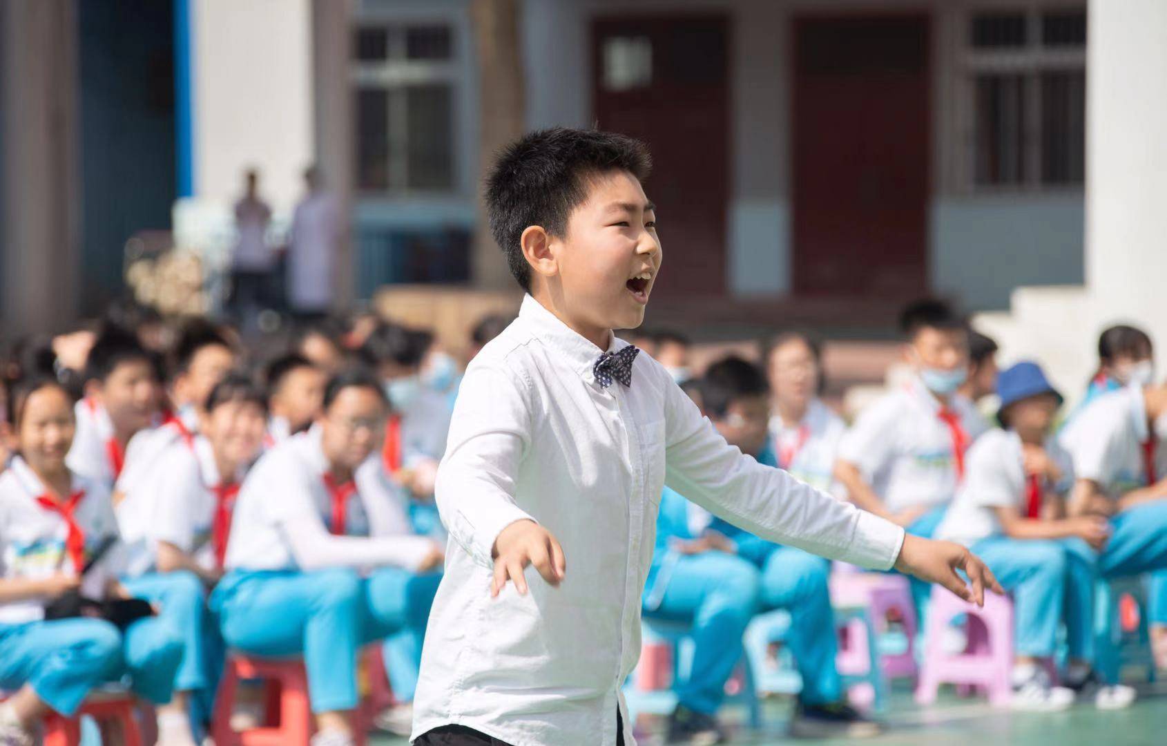 培英小学举行六一庆祝活动