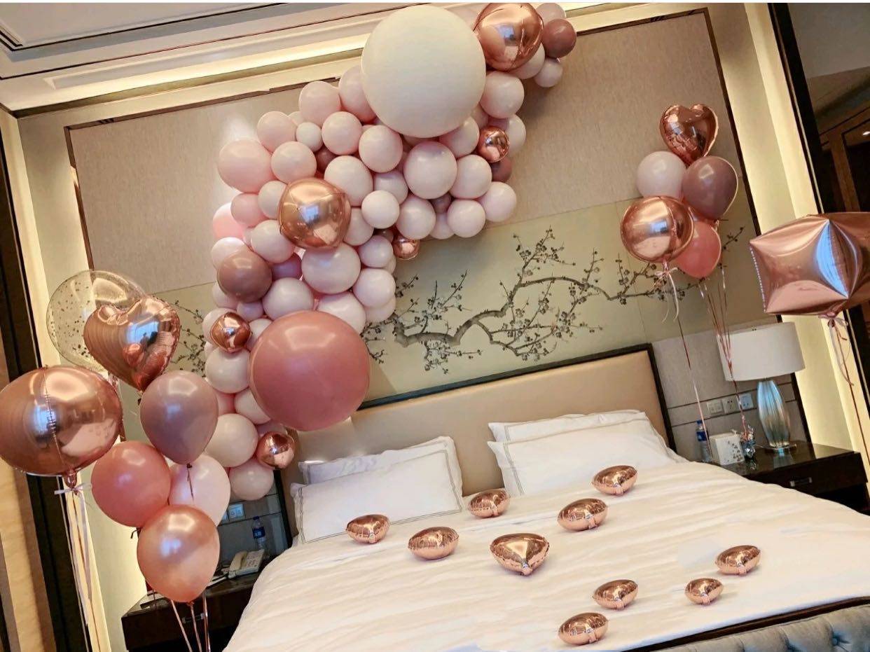 2,婚房气球布置效果新房当中我们都可以见到气球的装饰,别以为随随便