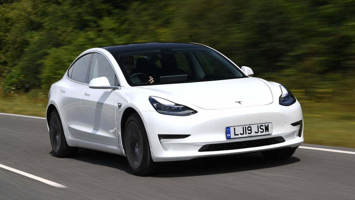 2015款models对比2021款model3当年特斯拉为何能卖100万