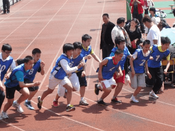 怎么自己练跳远 dc0b63cdc7cb434997dd7f9d27a14933.png