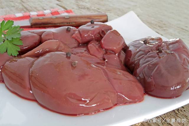 降尿酸最好的三种食物 1ae9182a46fb4378a417fe1ec86807fc.jpeg