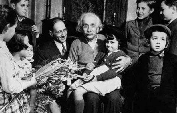 聪明绝顶的爱因斯坦 子女后代却是 精神疾病的 高发群体 奇蔻资讯站