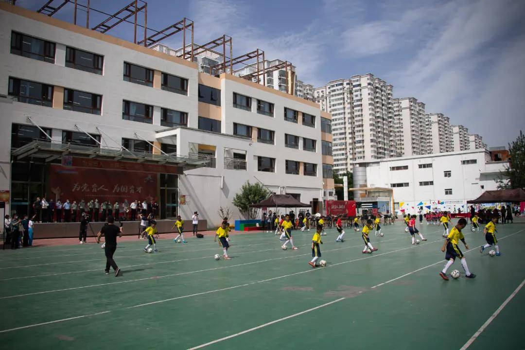 海淀区培英小学举办智乐教育成果交流展示会