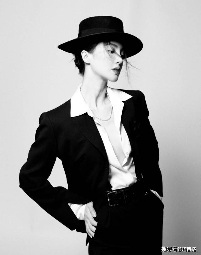 这几位女明星真的很会搭,黑白配也可以花样百出,美得千姿百态