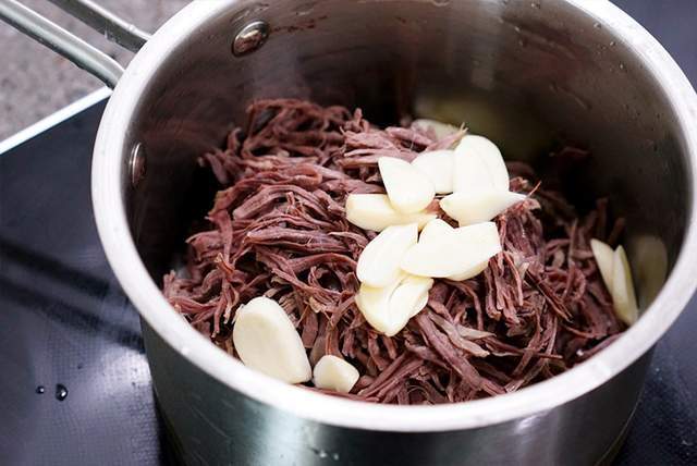 八个月婴儿牛肉 2c9bb9f2be454594a7e7d8df552ba01c.jpeg