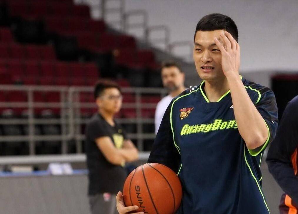 原创正式出山曝陈江华挂帅广东男篮担任青年队主教练