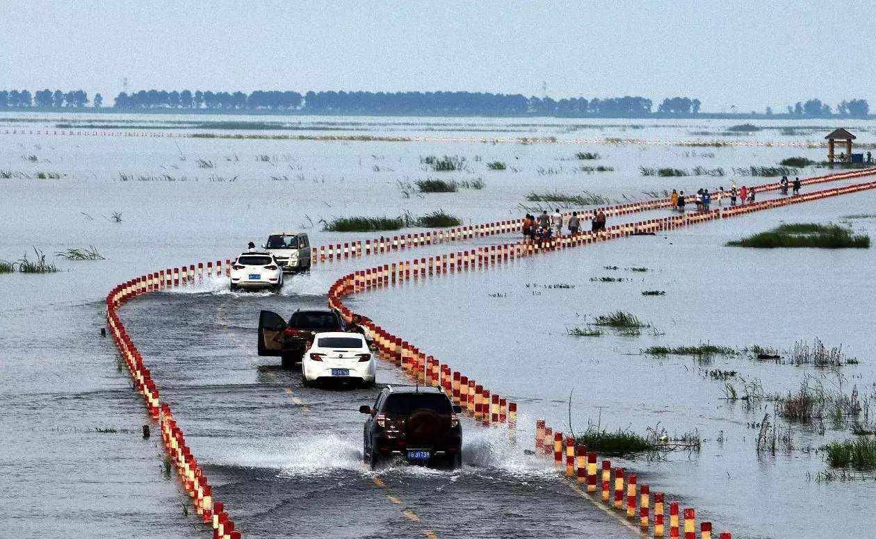 世界淡水湖排名_世界最大的淡水湖(2)