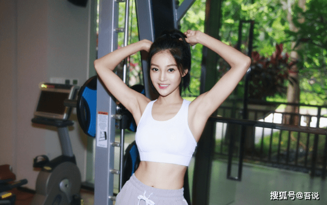 《火凤凰》主演现状:1人成老赖,2人参演同一部剧,4人退役