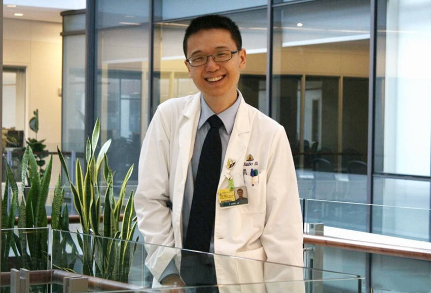 高考状元李泰伯被11所国际名校拒绝为何国内大学却争着录取他