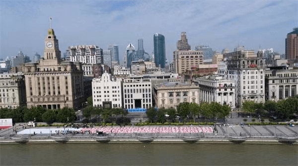 上海外滩防汛墙观景大道