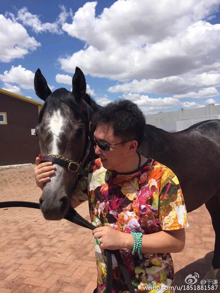 原创德云社最有钱的于谦60亩动物园养上千只动物好友是柳传志