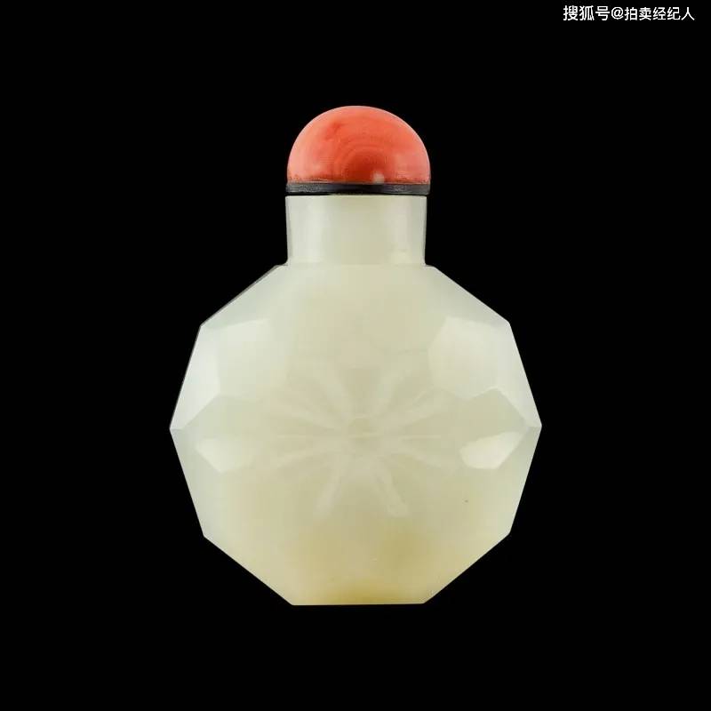 中国鼻烟壶拍卖登峰造极的艺术价值_搜狐网