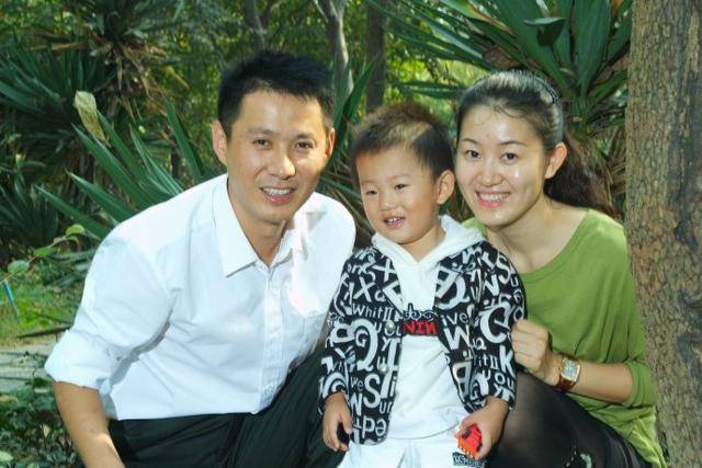 婚后两年,便诞下一子.而今,郭广平与常小川仍是琴瑟和鸣.