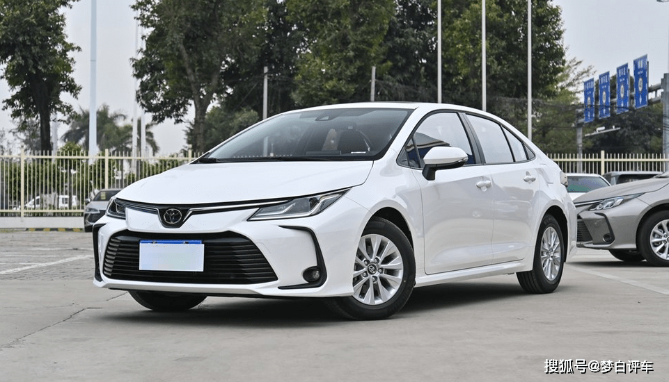 速腾排行榜_7月轿车榜单:宝来速腾出局,伊兰特天籁入榜