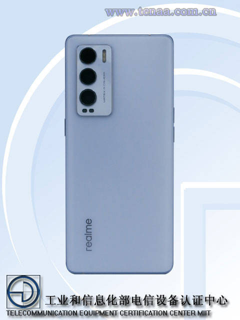 平台|realme新机入网：背部设计神似Reno