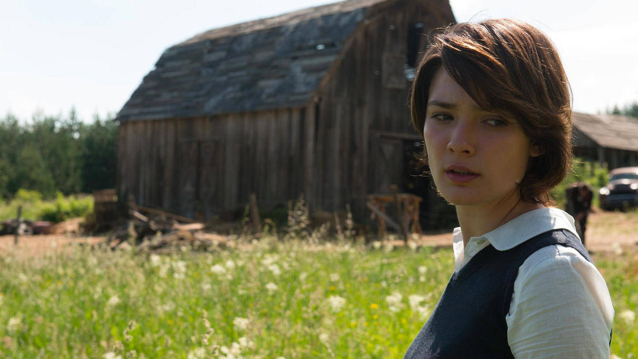 29岁美女明星因新冠离世,曾出演德州电锯杀人狂