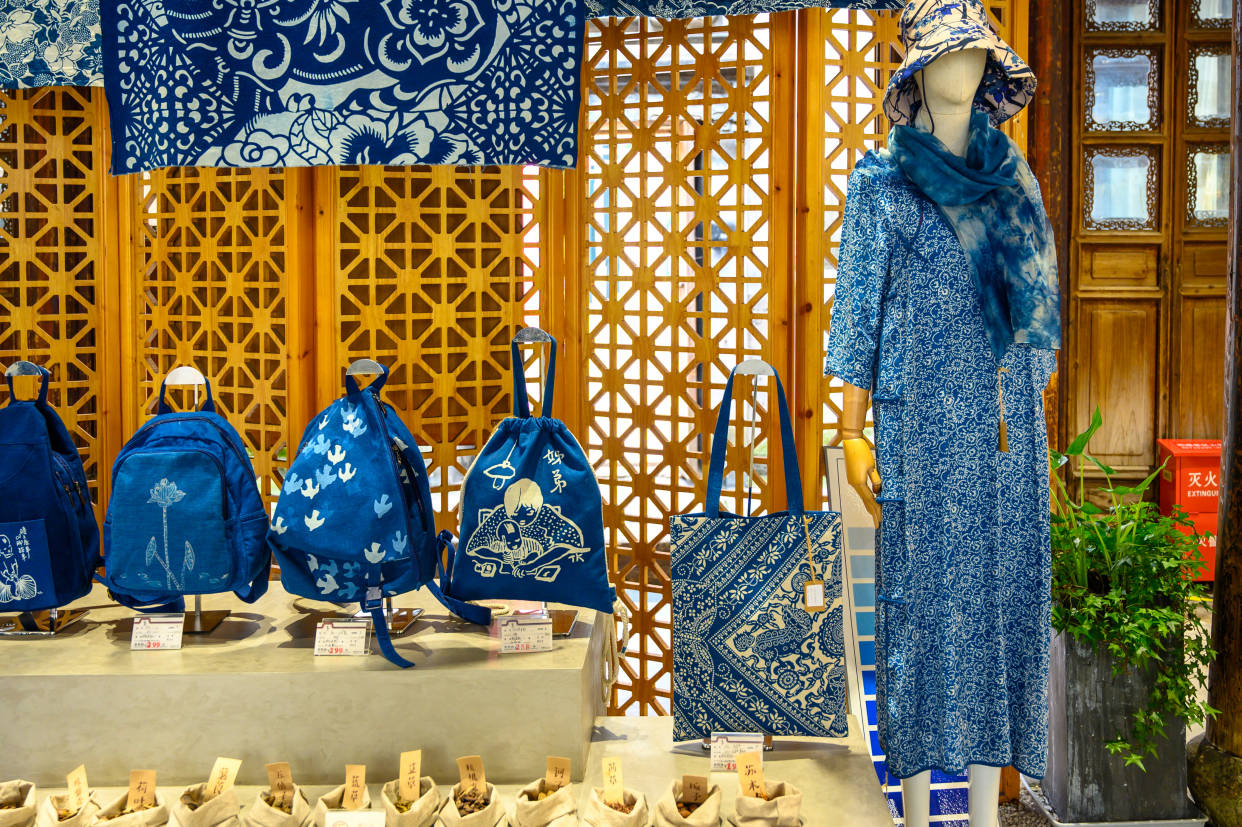 原创乌镇旅游,不可错过这处蓝印花布作坊,尽显古老与小清新风情