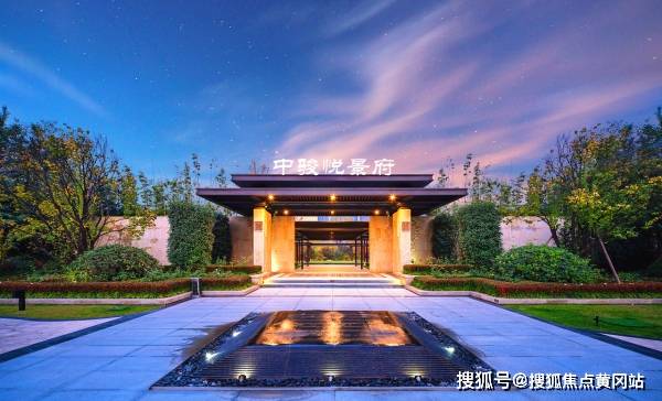 嘉善排名_嘉善日善电脑车间图片(2)