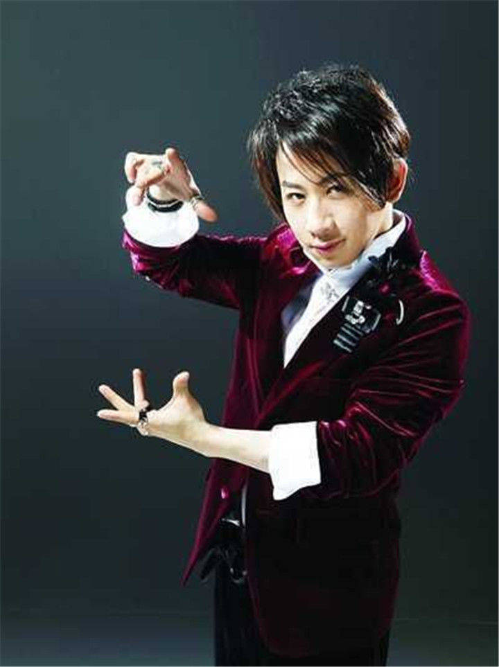 怒甩刘谦耳光,当年到底发生了什么小梦说八卦·2021-06-12