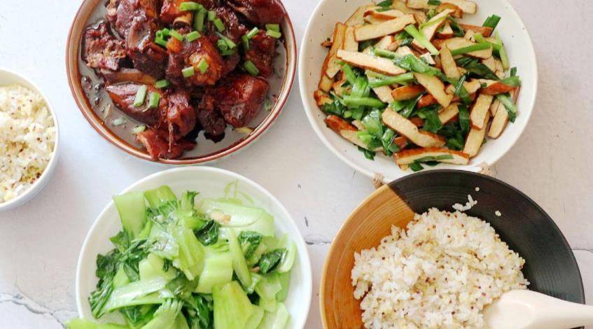 三高人群饮食食谱 e3461cd2d76c4a37814d5e2703a2f713.jpeg