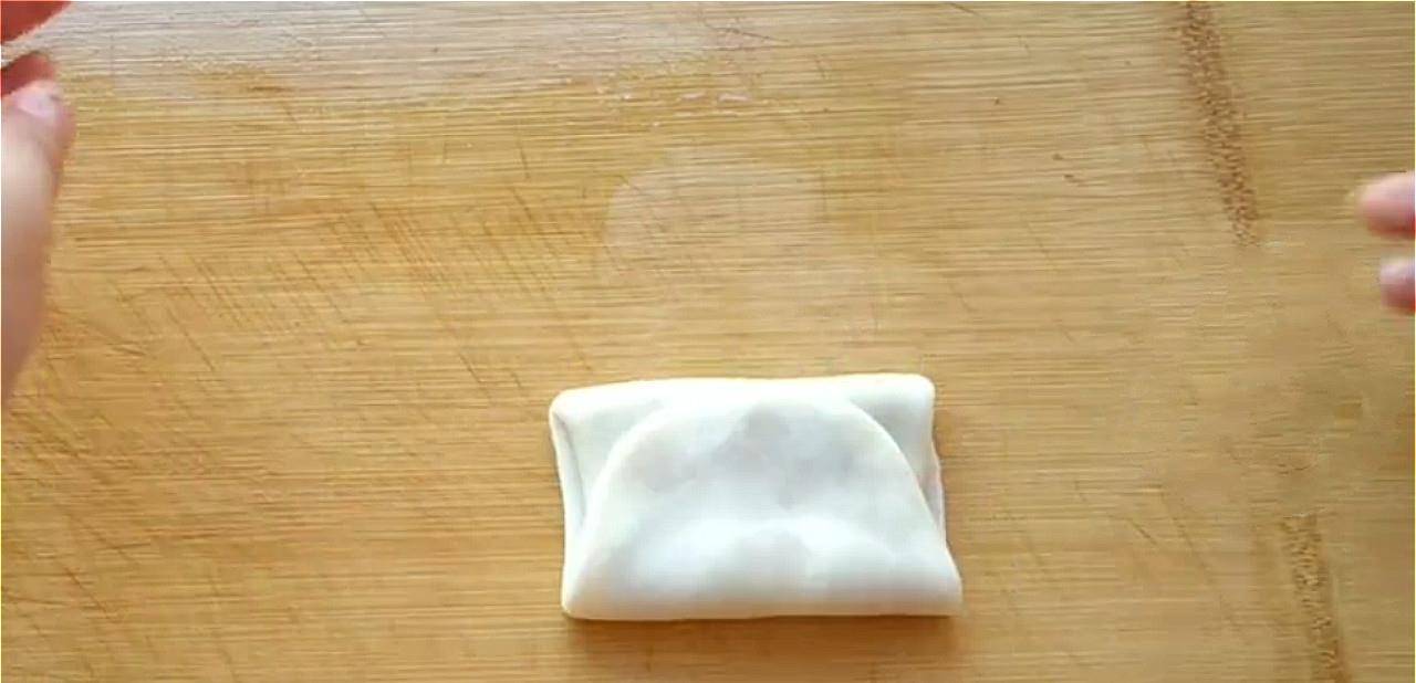 自己在家怎么做卷艾条 1f567f031eeb40469439aa9953bdf84c.jpeg