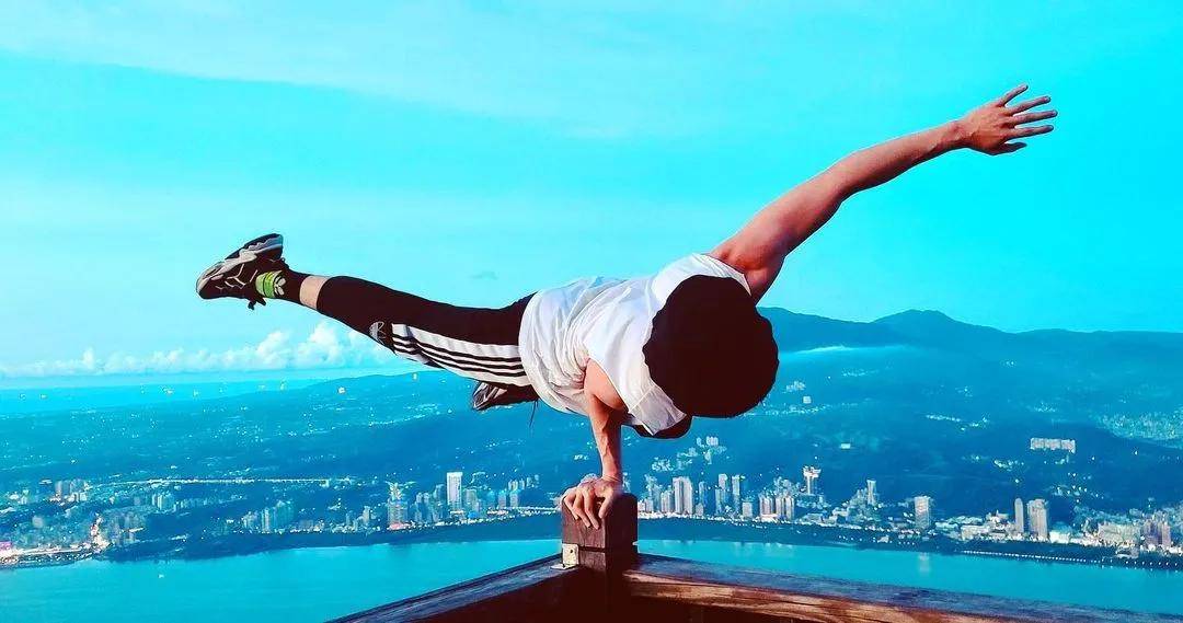 肌肉男排行_亚洲最强壮肌肉男排行榜!个个强壮不输欧美巨无霸!(2)