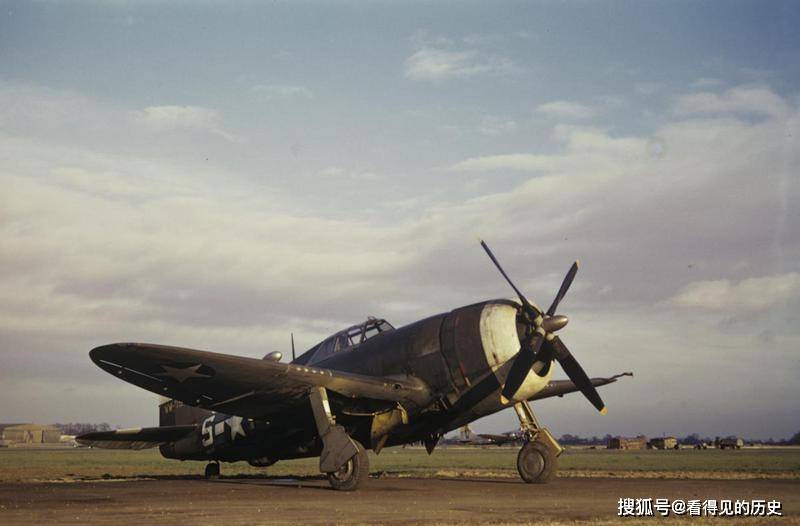 原创老照片二战中美军的p47雷电战斗机