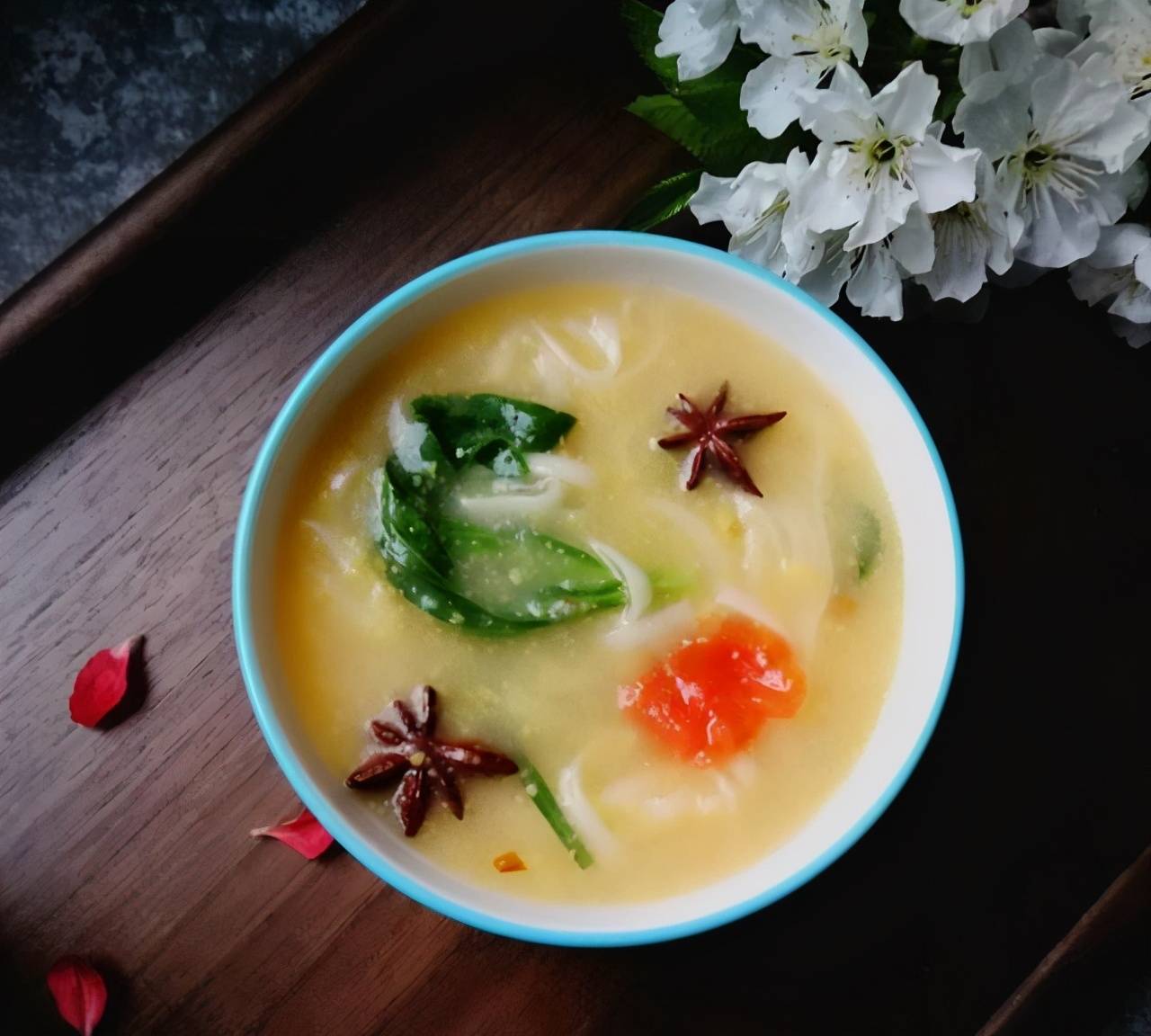 豫北农村有一种饭食叫菜糊涂,当地人超级爱喝