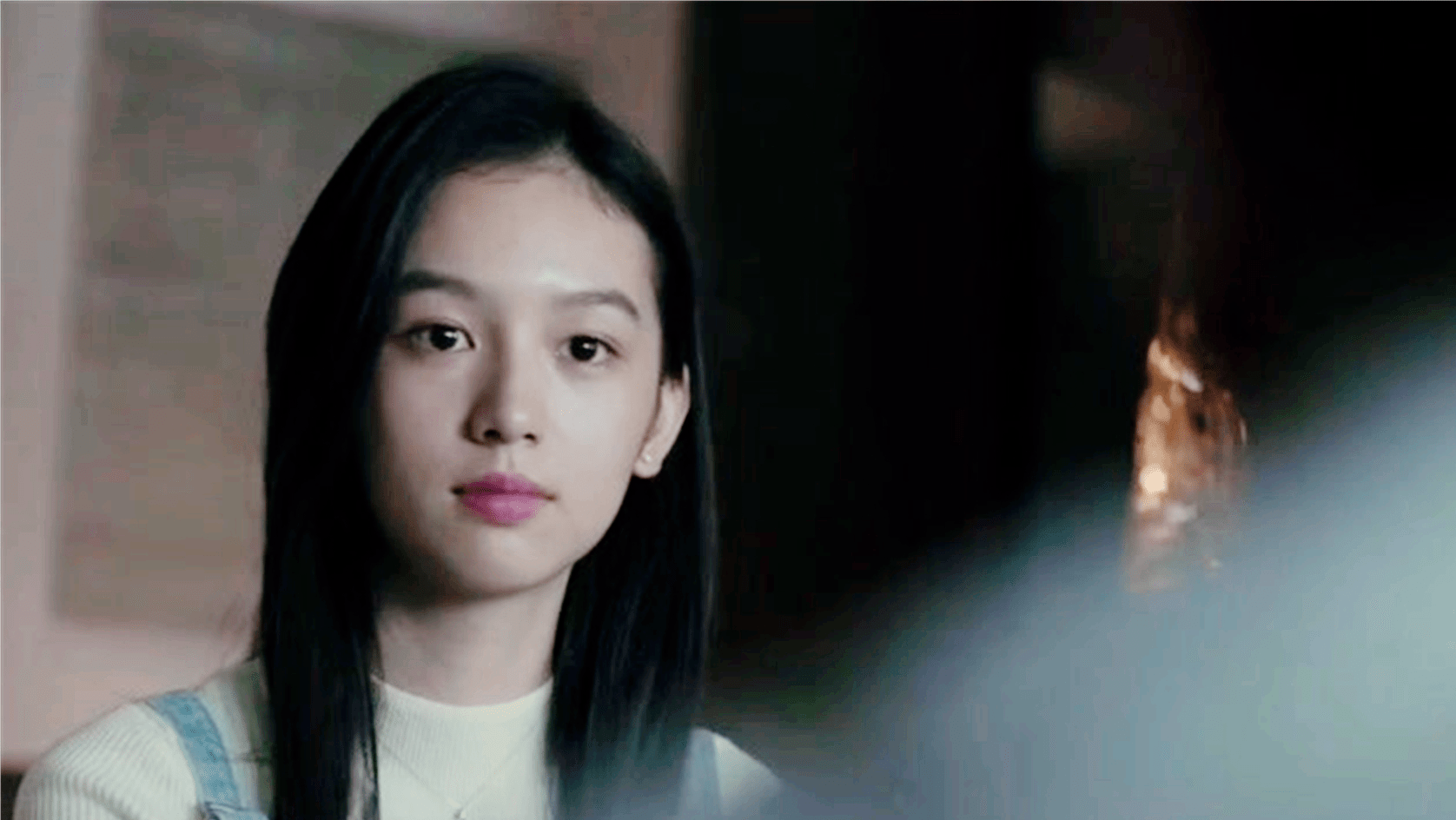 原创《中国医生》首晒剧照,易烊千玺眼神都是戏,周也竟出演"人妻"