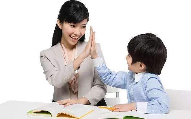 如何成为一个学霸女孩 a374aa44968844b7bf5afc28b1593ead.jpeg