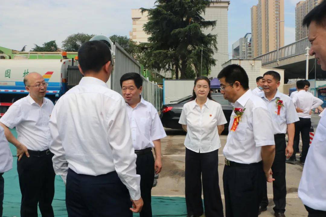 (省自然資源廳黨組成員,副廳長餘紀雲,省衛健委黨組成員,副主任謝李廣