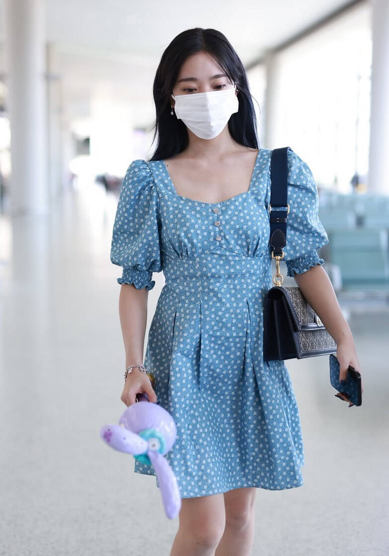 原创波点连衣裙真好看百变时尚很有型中年女人穿也很美