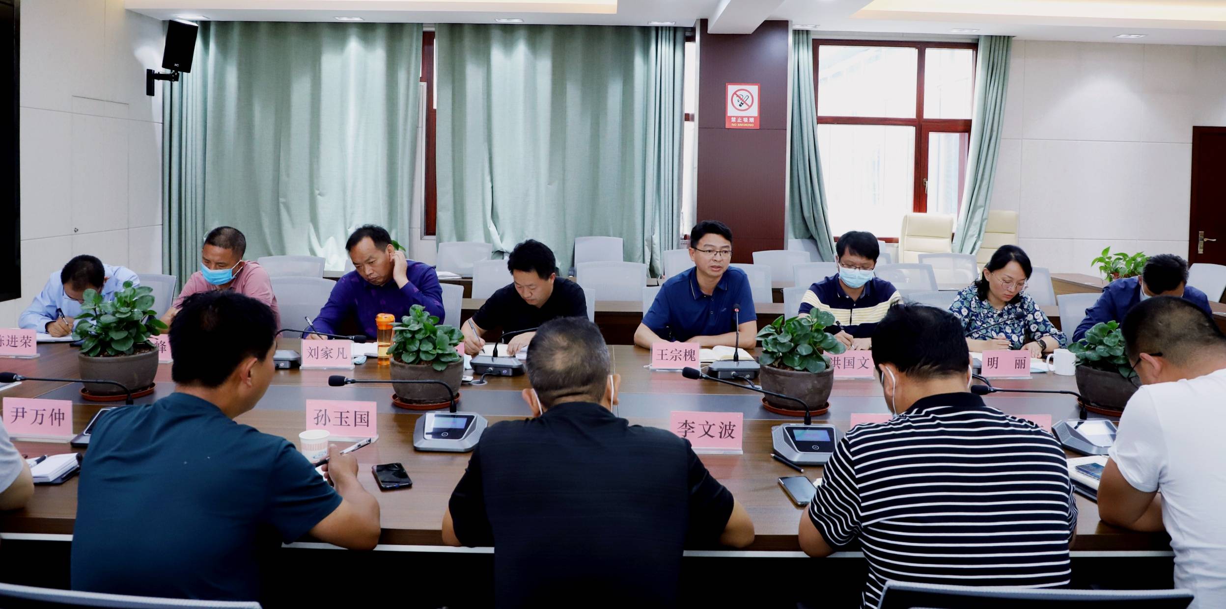 龙陵县以人民健康为中心 信息化助力医共体发展插图(1)