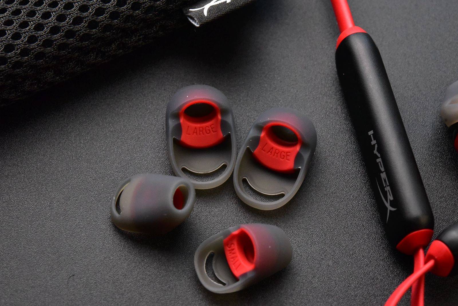 金士顿hyperx云雀游戏蓝牙耳机评测实用可靠型选手