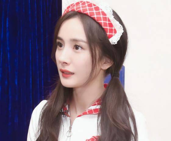 最火女明星排行榜_近期最火女演员排名,迪丽热巴第三,第一名实至名归!