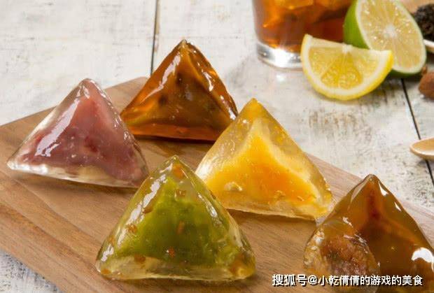 把星巴克的晶冰粽加热后 用手捏了一下 不敢再吃了 什么