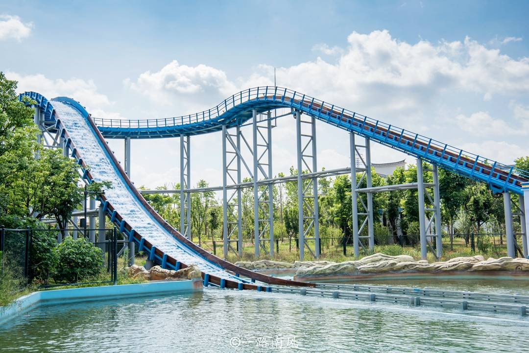 江西赣州方特东方欲晓,开业不久就成网红,工作日也很火爆