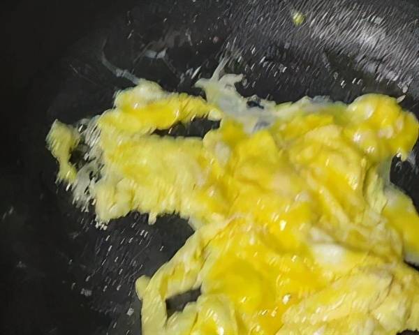 丝瓜番茄炒蛋教程 9b56628b8bc541aeb5433001be332dc2.jpeg