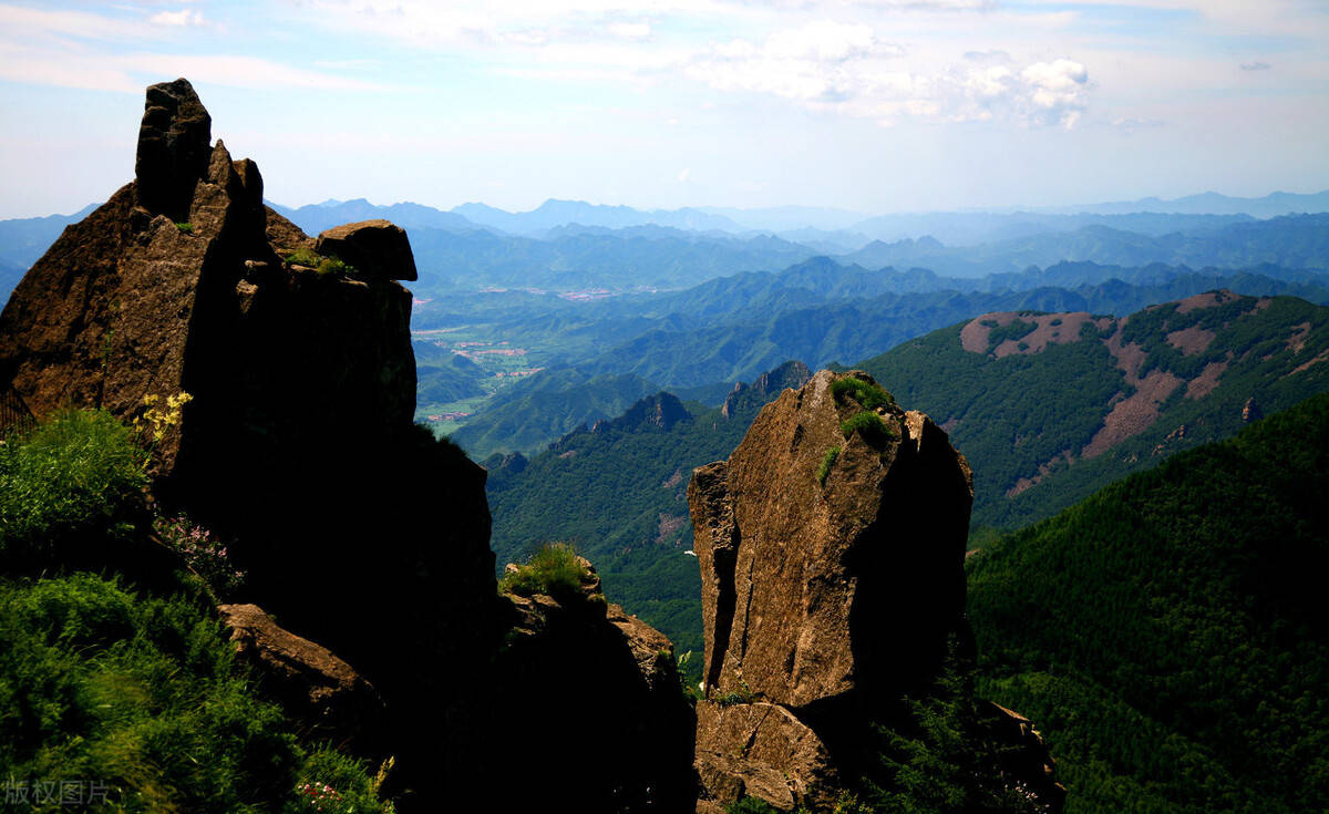 承德兴隆雾灵山亲亲农家院,位于兴隆县雾灵山乡眼石村位于北京与承德