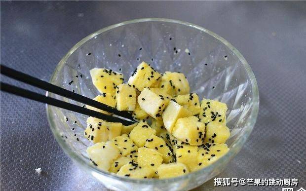 啥菜配馒头好吃 921dc1cdab864bdc97afba68603a8caf.jpeg