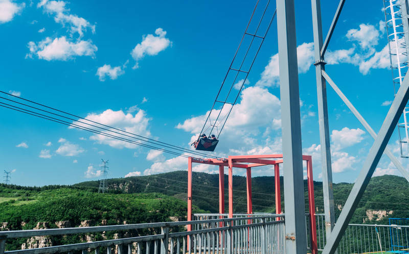 玻璃|闯入冒险王国｜本溪大峡谷的夏日之味