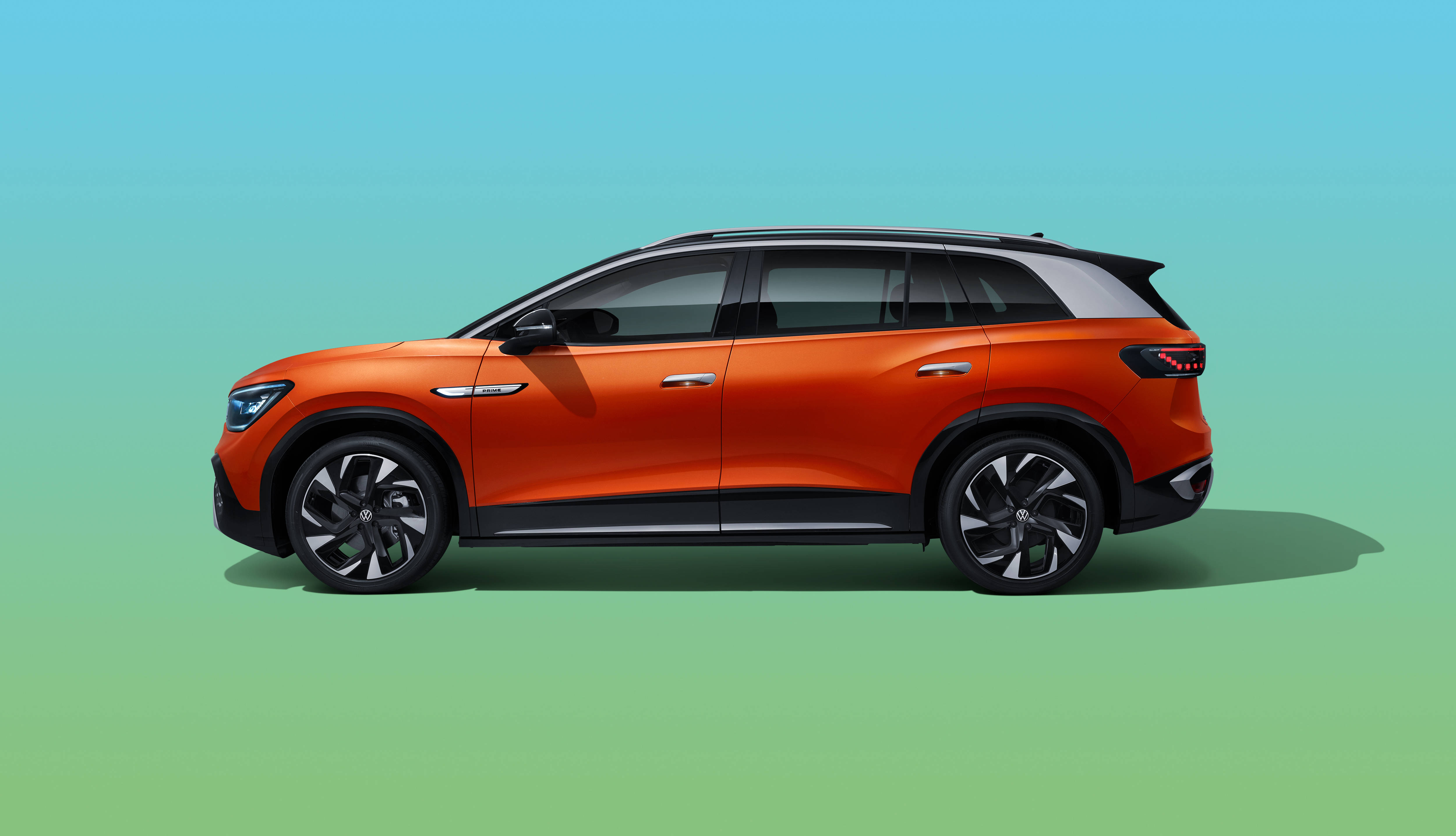 6 crozz的外观采用大众id系列的家族化设计语言,整体设计与上汽大众id