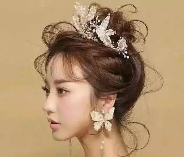如何测试自己适合什么样的发型 6b3d3f241a244de18cdcf9b854534cbe.jpeg