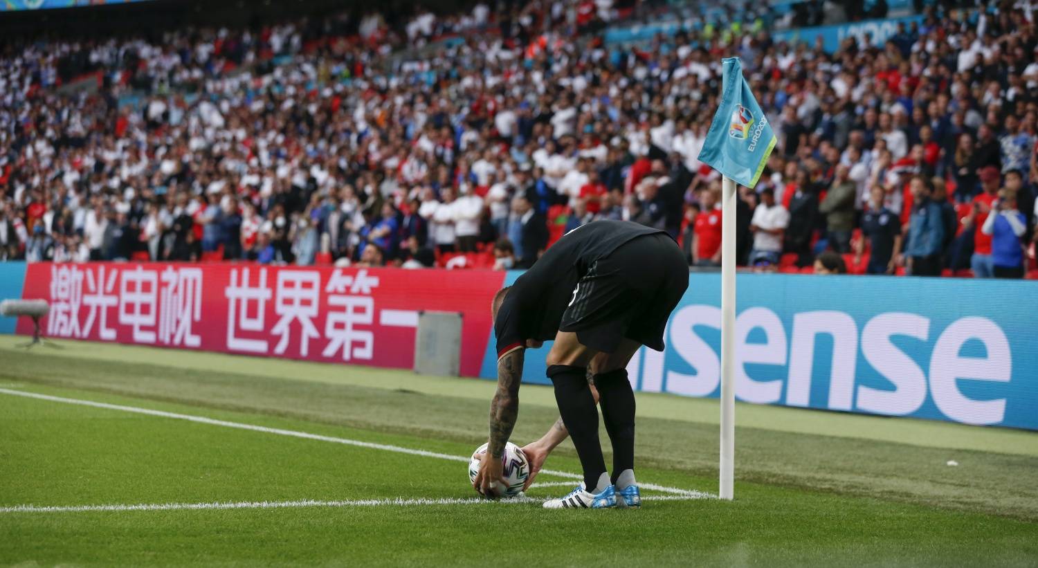 世界显示产业C位的激光电视,正处在由大到强的关键时期-家电圈官网