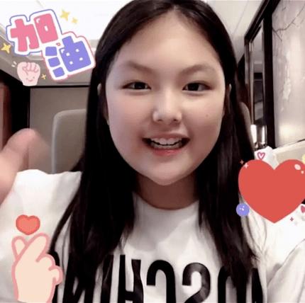 美人|11岁王诗龄身高直逼爸爸，大眼高鼻梁神似李湘，初见美人潜质