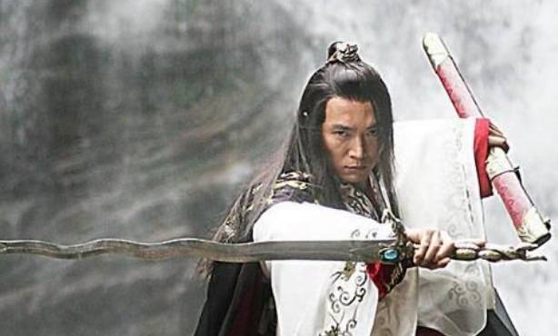 (金蛇郎君剧照)第一名:石破天要说金庸笔下被误解最多的角色无疑就是