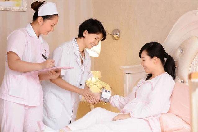 or|你的月子你做主，去月子中心、请月嫂or家人照顾？看完后不纠结