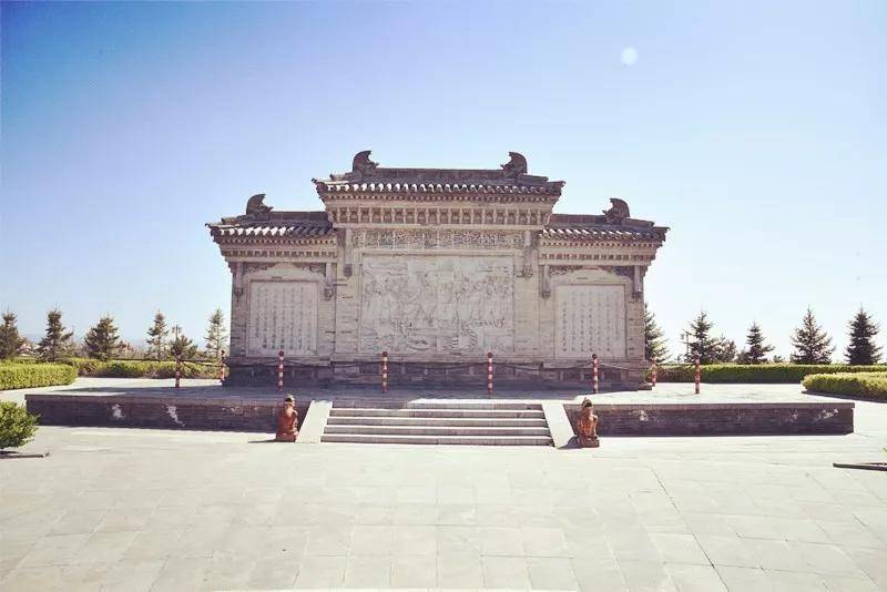 晋文公庙前影壁铭文"晋文公传略"!