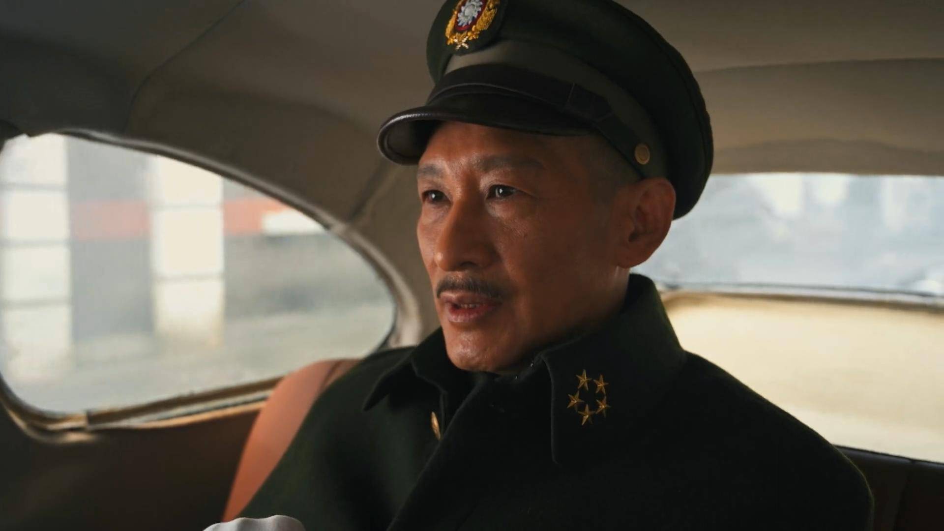 《大决战》王劲松回应所演角色心得,其中四字彰显老戏骨谦逊豁达