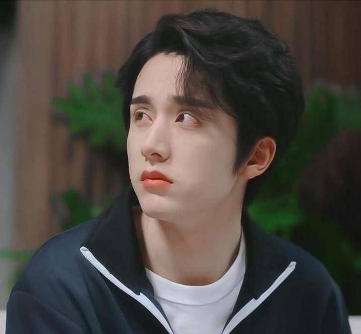 不仅是"艺考之神",还是"最佳女主",张新成离爆红还有多远?_江熠